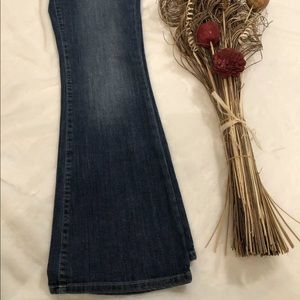 Woman’s Calvin Klein Flare Leggings SZ 6 x 32